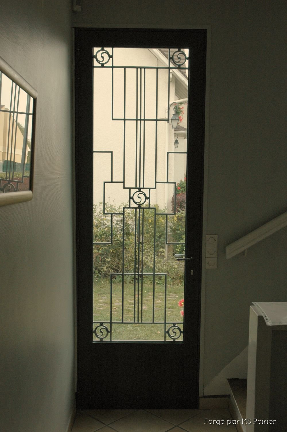 Porte d'entrée Art d2co vue de l'intérieur